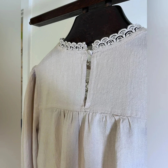 Mine women’s size S Tan 3/4 Length Sleeves Linen Blouse With Crochet Accent - Picture 3 of 5